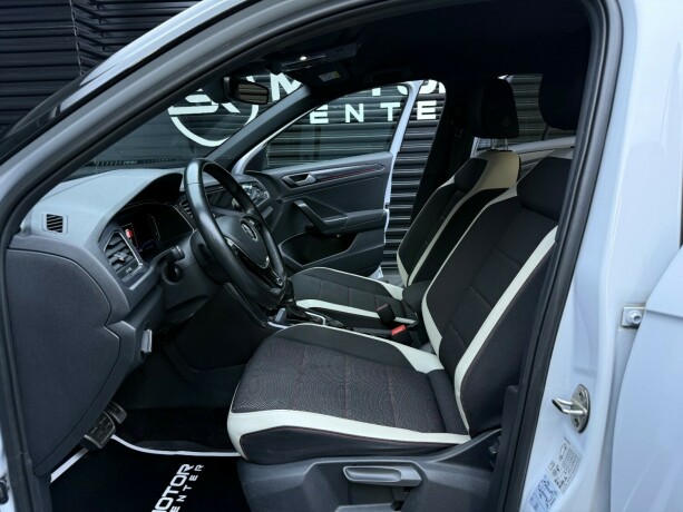 volkswagen-t-roc-diesel-2020-big-32