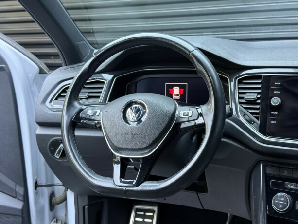 volkswagen-t-roc-diesel-2020-big-12