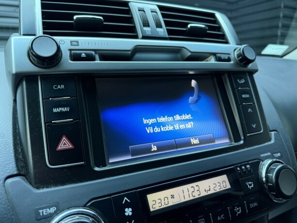 toyota-land-cruiser-diesel-2014-big-23