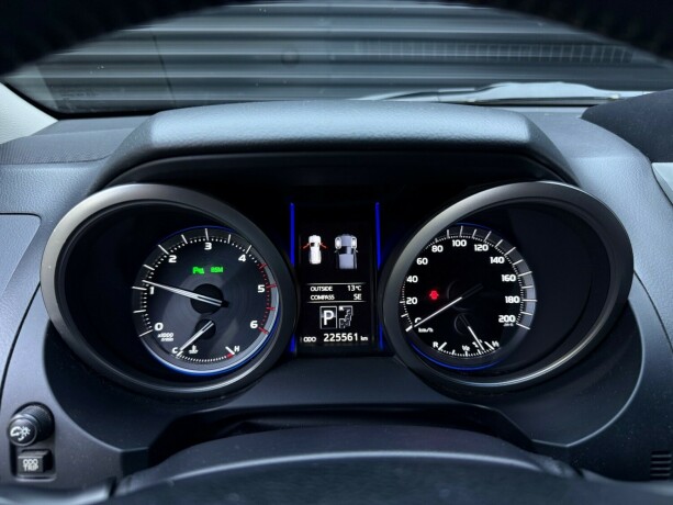 toyota-land-cruiser-diesel-2014-big-16