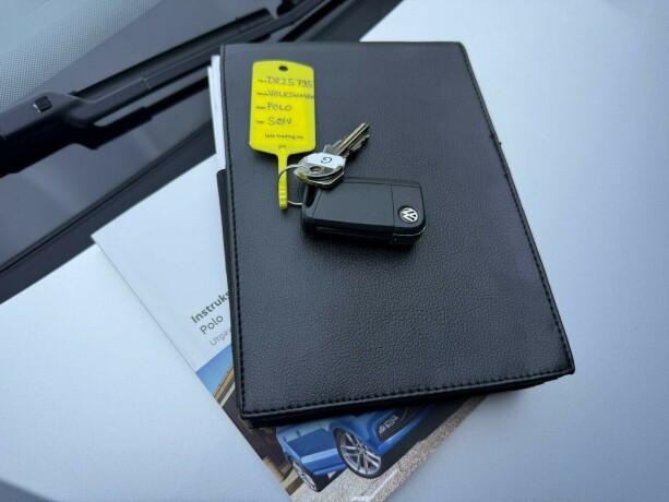 volkswagen-polo-bensin-2017-big-27