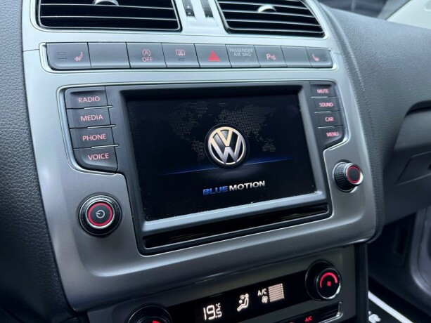 volkswagen-polo-bensin-2017-big-15