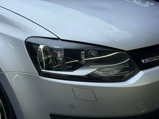 volkswagen-polo-bensin-2017-big-3