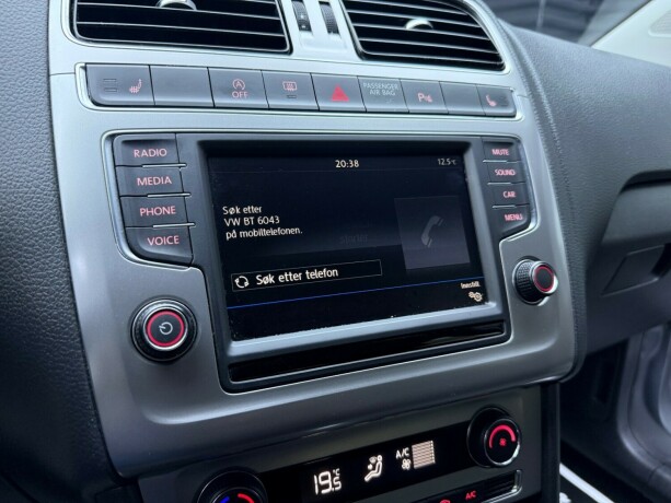 volkswagen-polo-bensin-2017-big-19