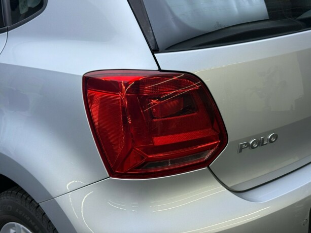 volkswagen-polo-bensin-2017-big-5