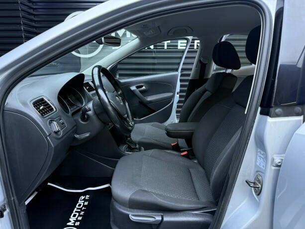 volkswagen-polo-bensin-2017-big-22