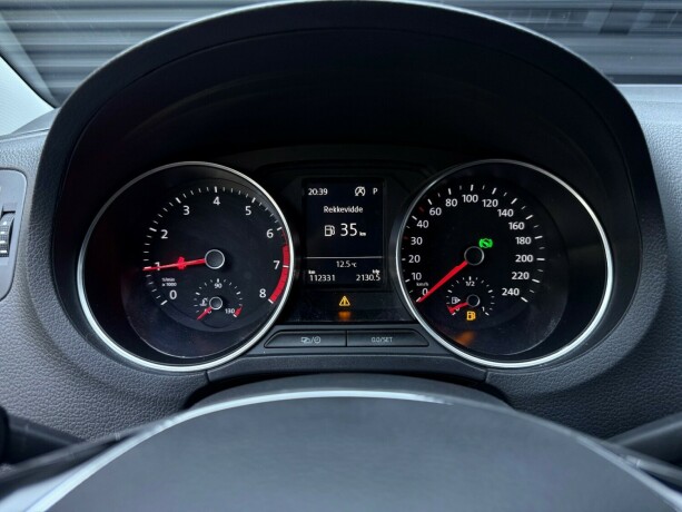 volkswagen-polo-bensin-2017-big-13