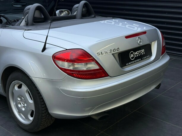 mercedes-benz-slk-bensin-2005-big-4