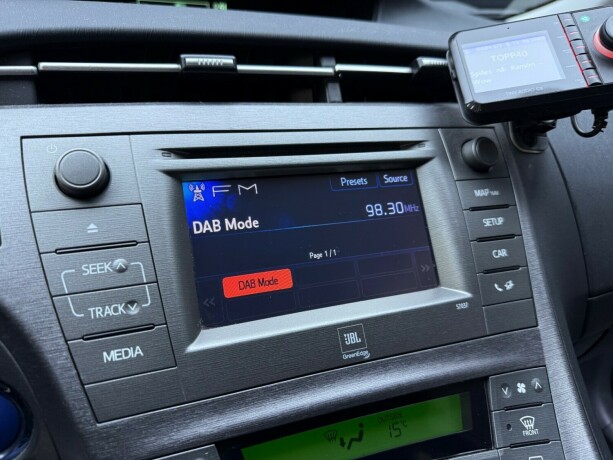 toyota-prius-elektrisitetbensin-2013-big-23