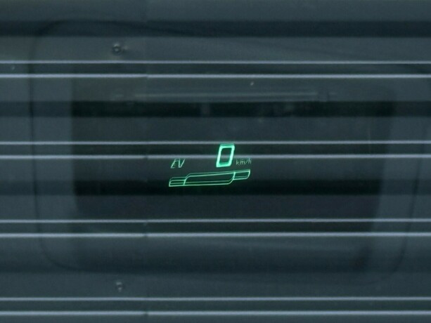 toyota-prius-elektrisitetbensin-2013-big-15