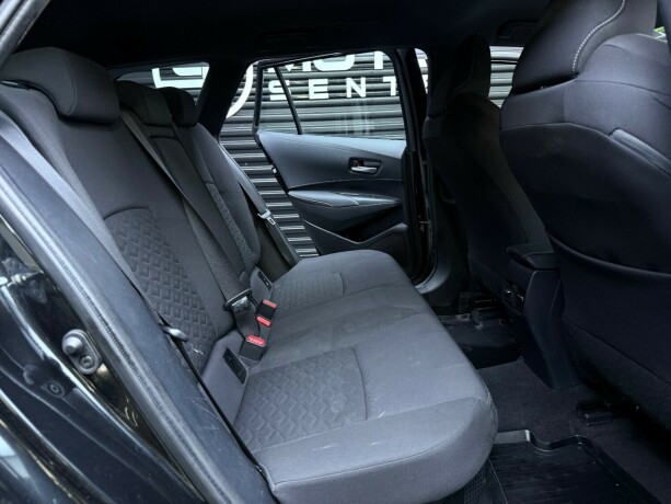 toyota-corolla-elektrisitetbensin-2021-big-30