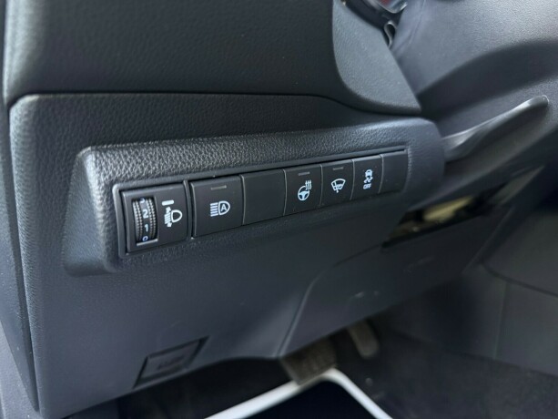 toyota-corolla-elektrisitetbensin-2021-big-23