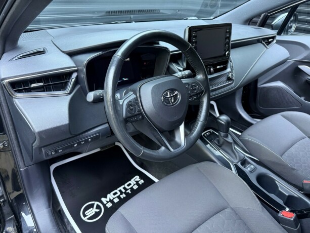 toyota-corolla-elektrisitetbensin-2021-big-10