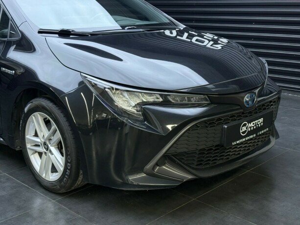 toyota-corolla-elektrisitetbensin-2021-big-2