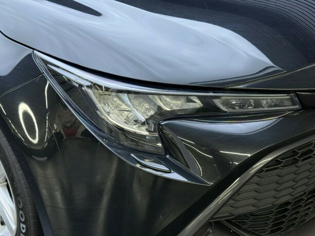 toyota-corolla-elektrisitetbensin-2021-big-3