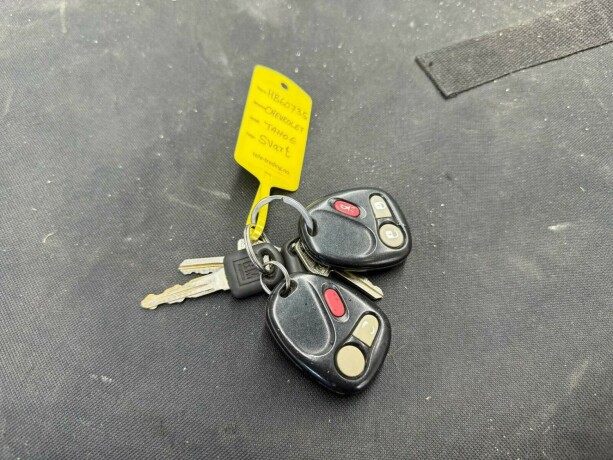 chevrolet-tahoe-bensin-2002-big-28