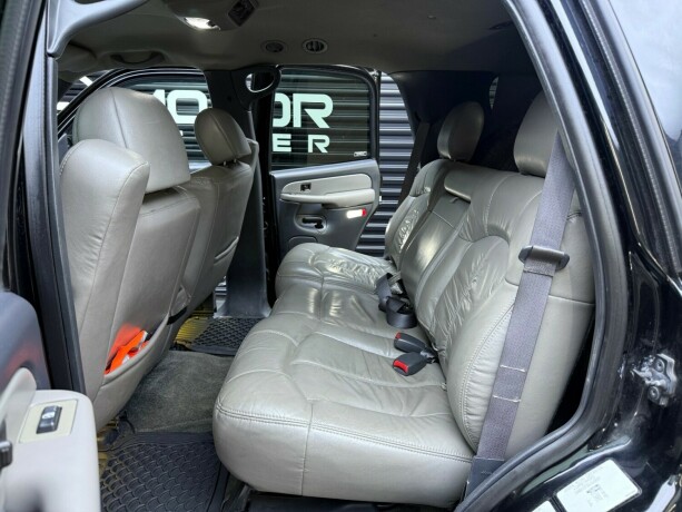 chevrolet-tahoe-bensin-2002-big-22