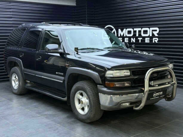 chevrolet-tahoe-bensin-2002-big-0