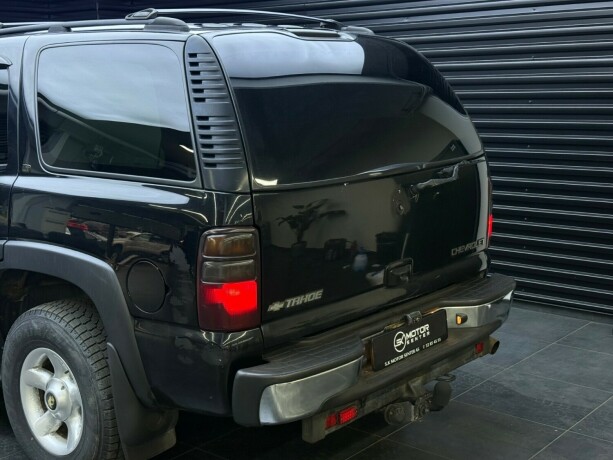 chevrolet-tahoe-bensin-2002-big-5