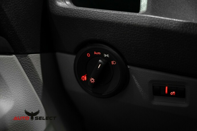 volkswagen-transporter-diesel-2016-big-24