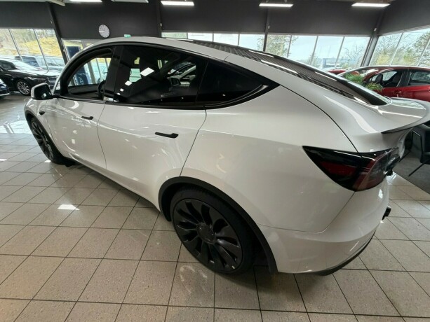 tesla-model-y-elektrisitet-2023-big-10