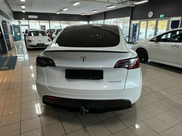 tesla-model-y-elektrisitet-2023-big-7