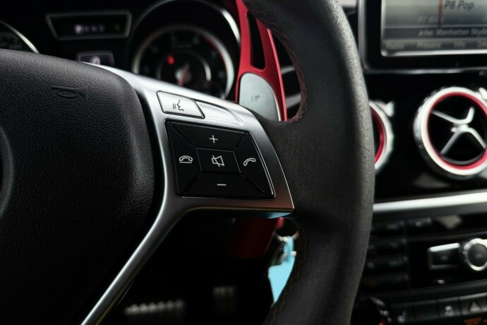 mercedes-benz-gla-bensin-2016-big-24