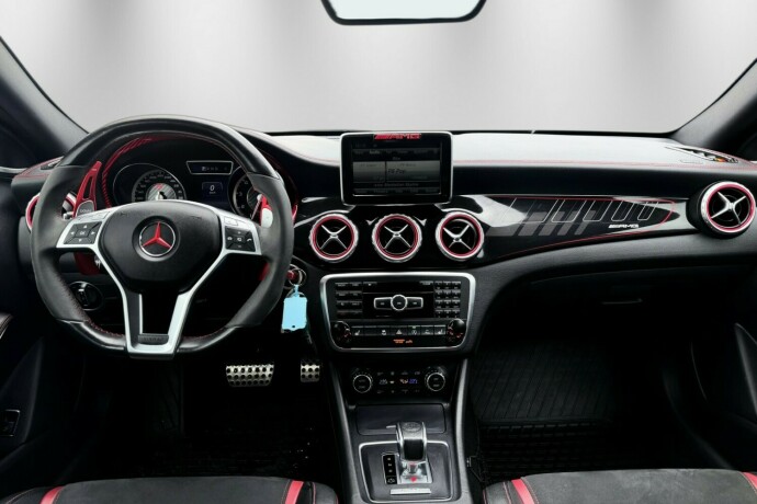 mercedes-benz-gla-bensin-2016-big-20