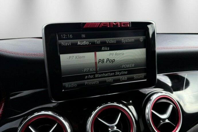 mercedes-benz-gla-bensin-2016-big-27