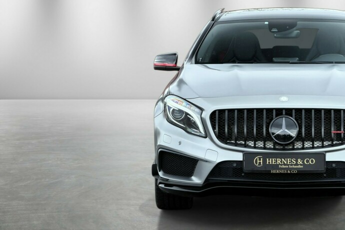 mercedes-benz-gla-bensin-2016-big-4