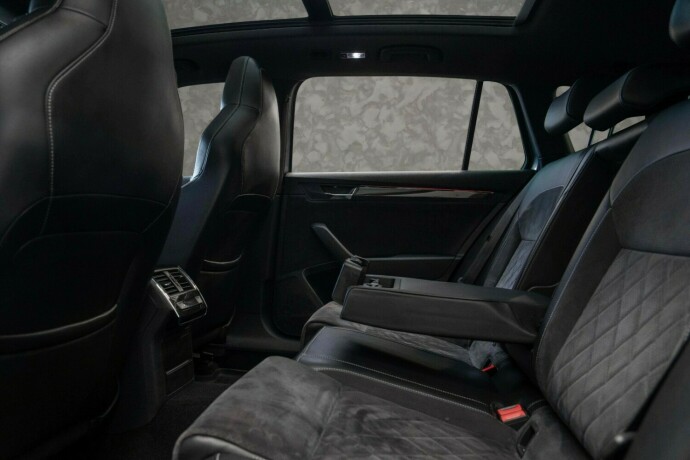 skoda-superb-diesel-2017-big-30