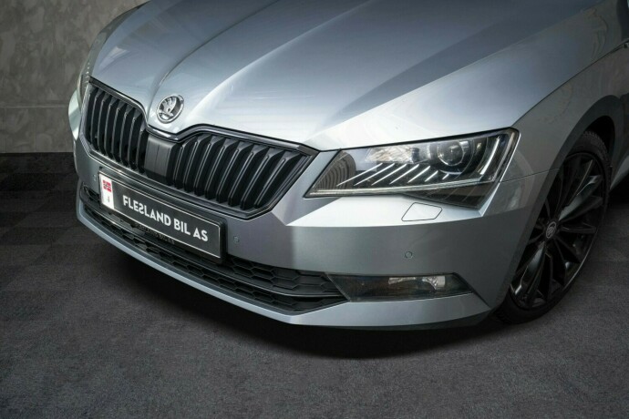 skoda-superb-diesel-2017-big-4