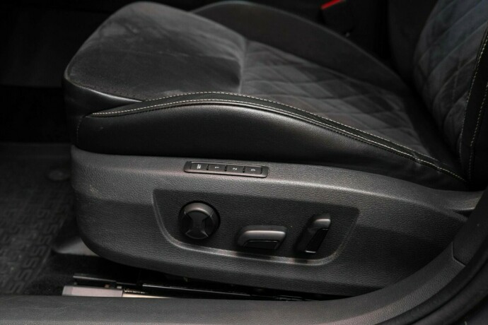 skoda-superb-diesel-2017-big-26