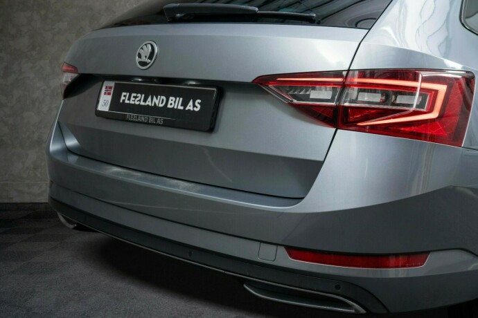 skoda-superb-diesel-2017-big-9