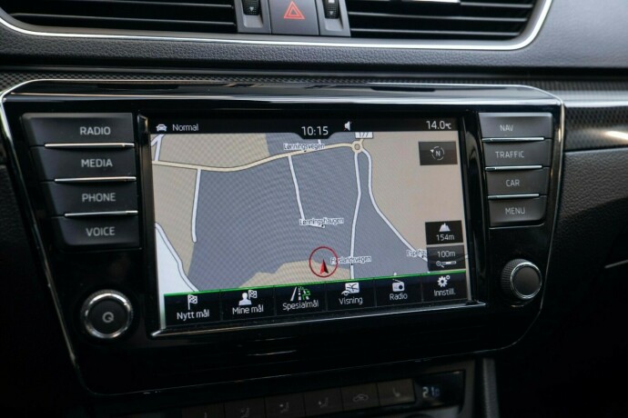 skoda-superb-diesel-2017-big-22