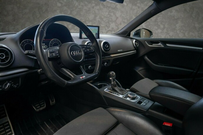 audi-a3-bensin-2018-big-16