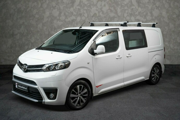 toyota-proace-diesel-2017-big-1