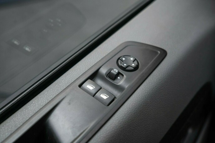 toyota-proace-diesel-2017-big-16