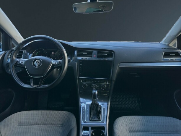 volkswagen-golf-elektrisitet-2019-big-9