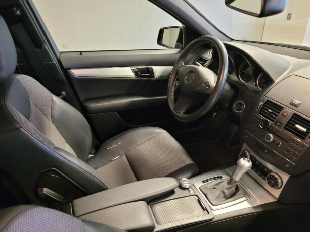 mercedes-benz-c-klasse-bensin-2010-big-13
