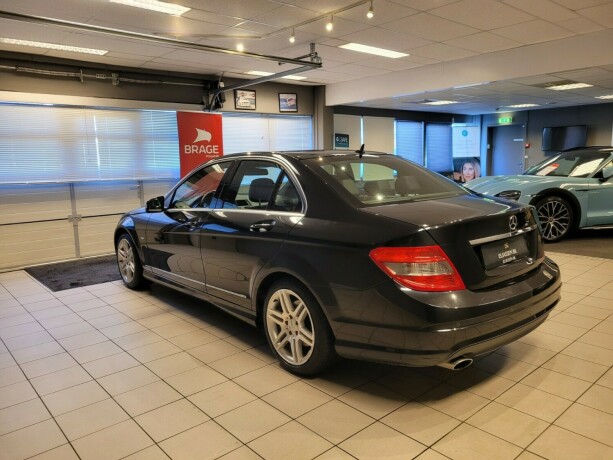 mercedes-benz-c-klasse-bensin-2010-big-6