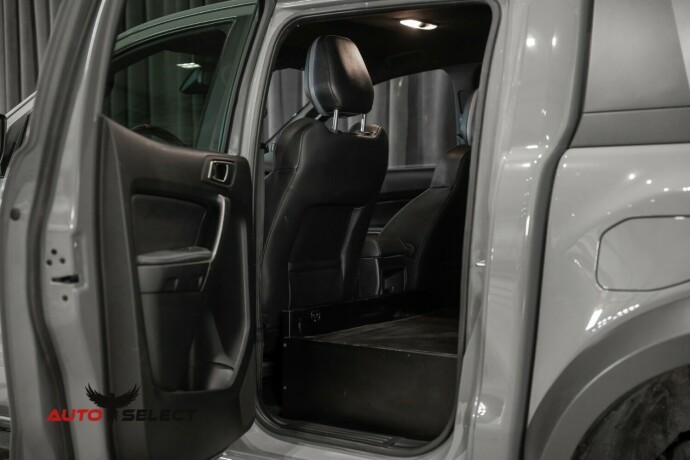 ford-ranger-raptor-diesel-2021-big-17