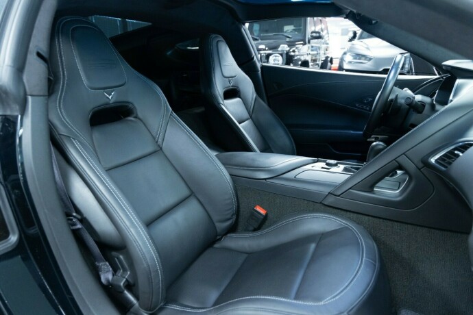 chevrolet-corvette-bensin-2015-big-11