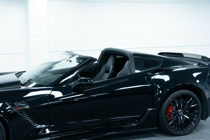 chevrolet-corvette-bensin-2015-big-13