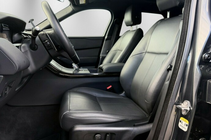 land-rover-range-rover-velar-bensin-2025-big-19