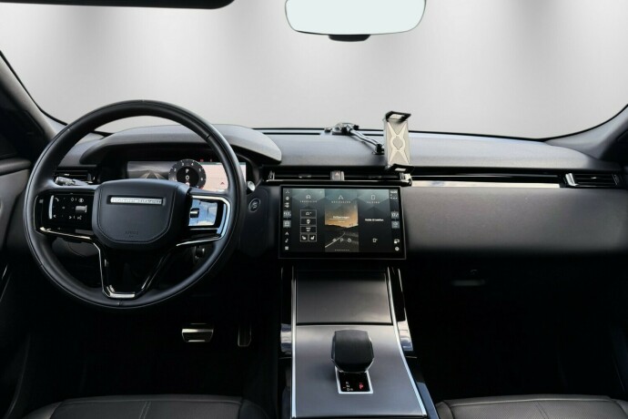 land-rover-range-rover-velar-bensin-2025-big-10