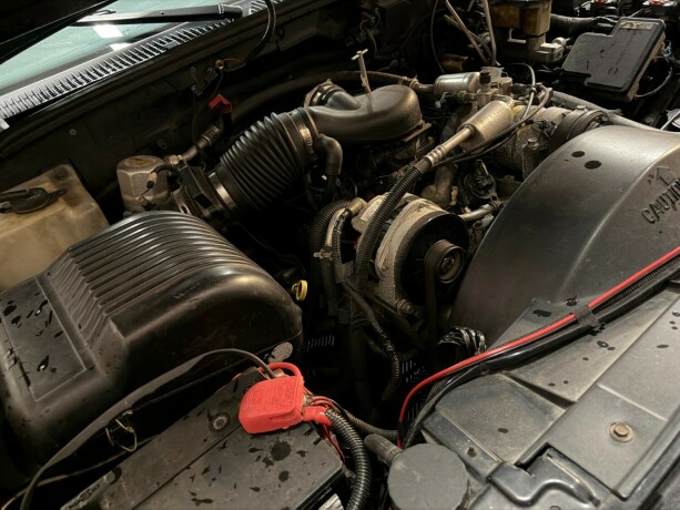 chevrolet-tahoe-bensin-1997-big-41