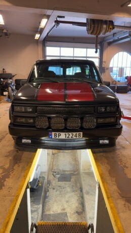 chevrolet-tahoe-bensin-1997-big-43