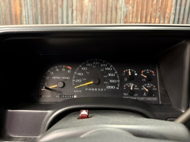 chevrolet-tahoe-bensin-1997-big-25