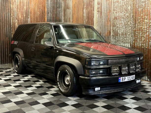 chevrolet-tahoe-bensin-1997-big-0
